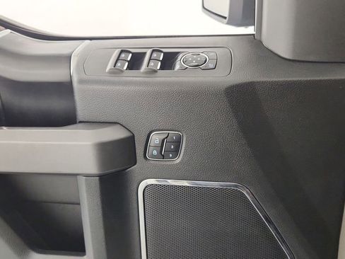 Used 2018 Ford F150 Platinum w/ Equipment Group 701A Luxury image 20