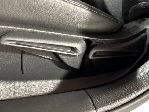 Used 2025 Honda Civic Sport image 23