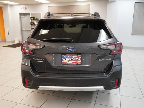 Used 2021 Subaru Outback Limited image 9