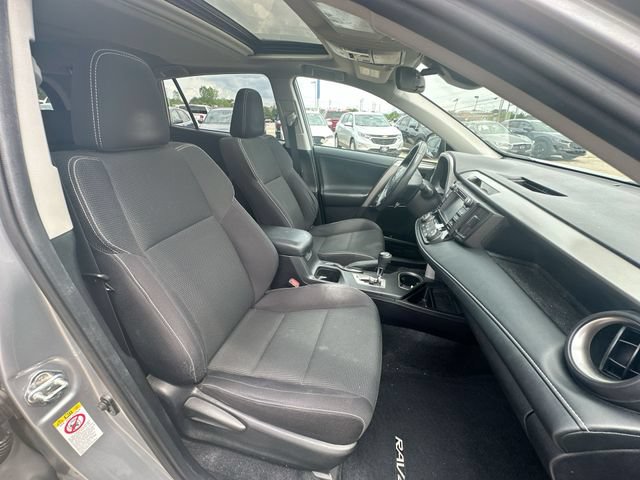 Used 2018 Toyota RAV4 XLE w/ Plus Extra Value Package AWD/4WD image 30