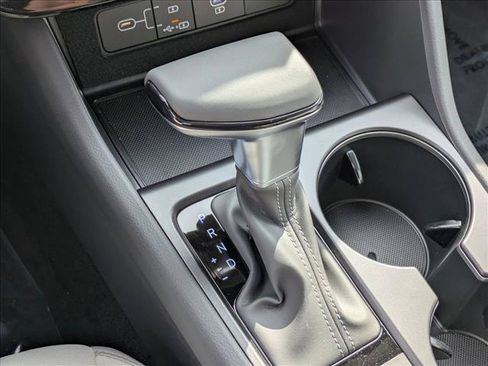 New 2025 Hyundai Sonata SE FWD image 12