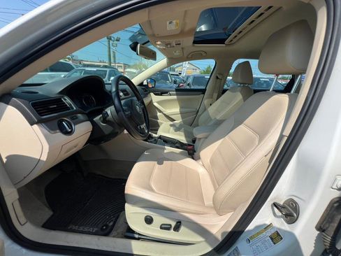 Used 2014 Volkswagen Passat 1.8T SE image 7