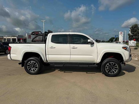 Used 2023 Toyota Tacoma SR5 w/ Technology Package AWD/4WD image 2
