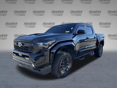 Used 2024 Toyota Tacoma TRD Sport RWD image 4