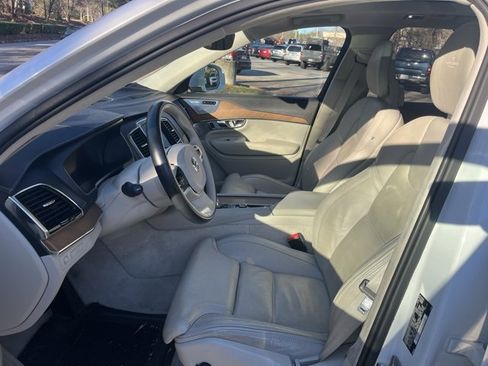 Used 2017 Volvo XC90 T8 Excellence image 5