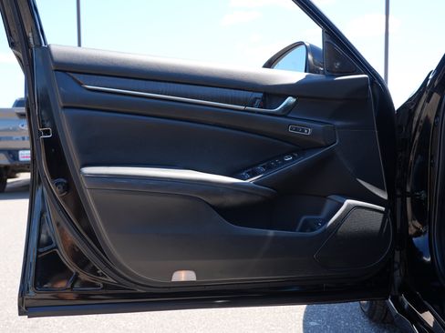 Used 2021 Honda Accord EX-L image 14