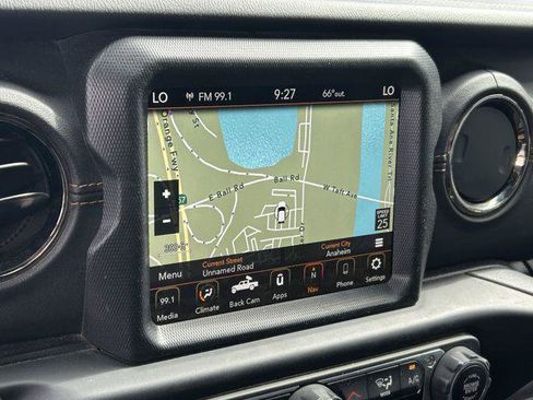 Certified 2023 Jeep Gladiator Overland AWD/4WD image 5