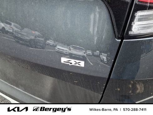 Certified 2023 Kia Sportage EX AWD/4WD image 11