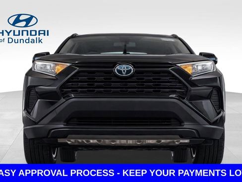 Used 2021 Toyota RAV4 LE FWD image 8