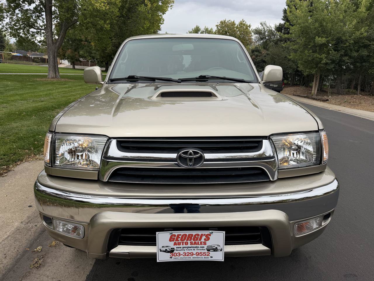 Used 2001 Toyota 4Runner SR5 AWD/4WD image 8