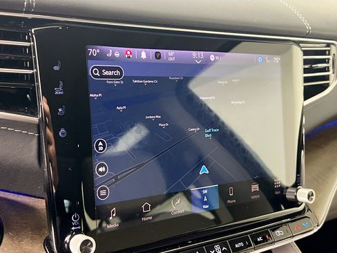 Used 2023 Jeep Grand Wagoneer Base image 26