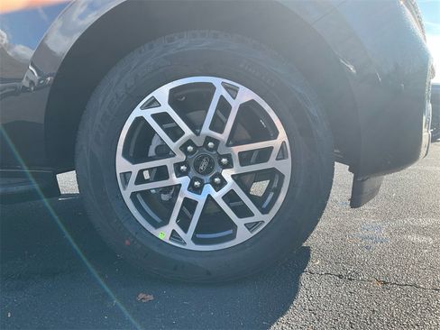 New 2025 Ford Expedition Max Active image 15