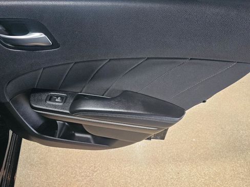 Used 2019 Dodge Charger SXT w/ Driver Confidence Group AWD/4WD image 16