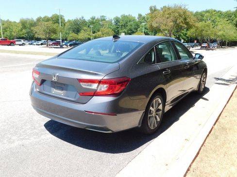 Used 2021 Honda Accord LX image 10