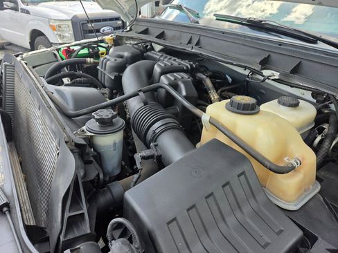 Used 2015 Ford F350 XL w/ Power Equipment Group image 18