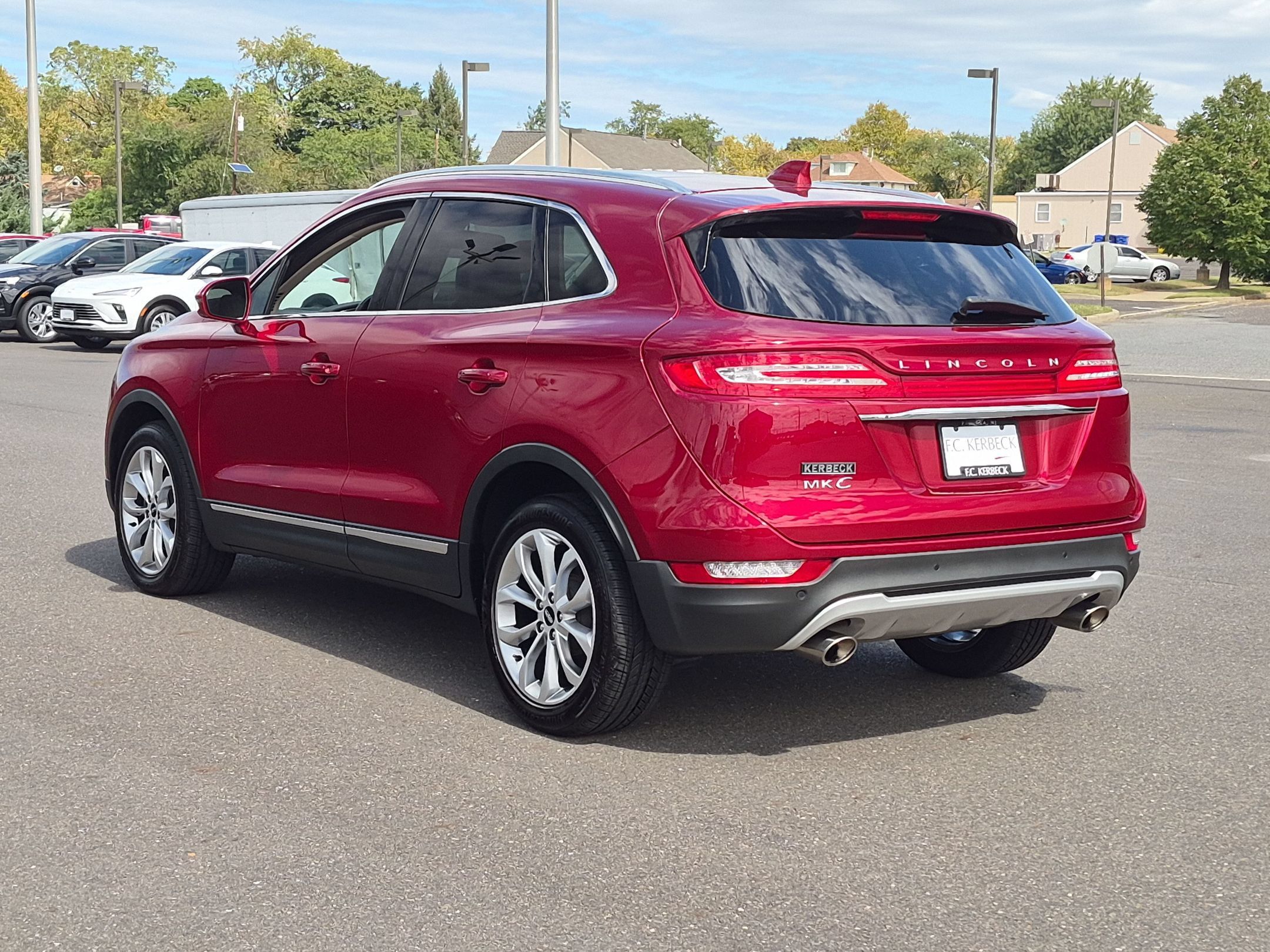 Used 2019 Lincoln MKC Select w/ Select Plus Package AWD/4WD image 5