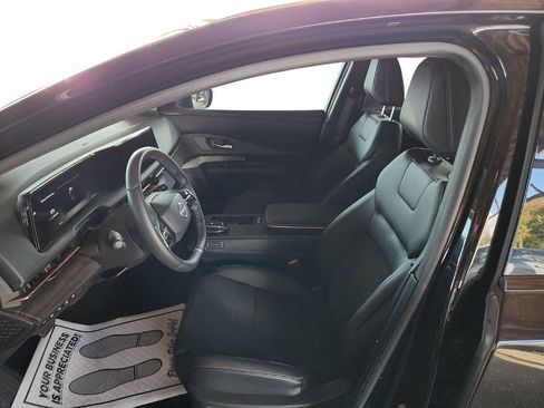 Used 2023 Nissan Ariya FWD image 21