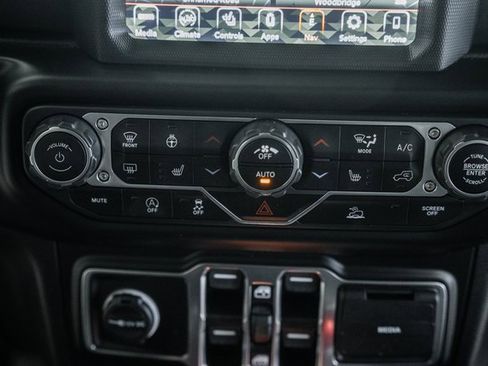 Used 2021 Jeep Gladiator Overland w/ Popular Equipment Package image 22