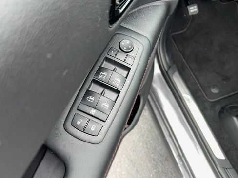 New 2025 Dodge Durango R/T w/ Blacktop Package image 16