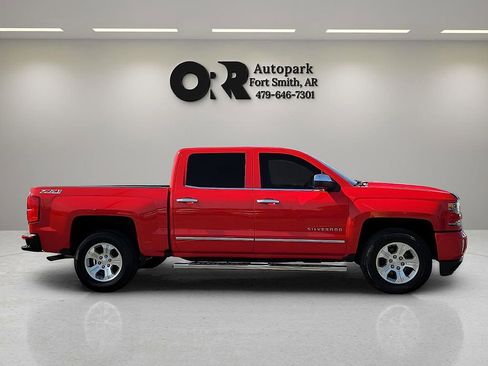 Used 2017 Chevrolet Silverado 1500 LTZ Z71 w/ LTZ Plus Package image 6