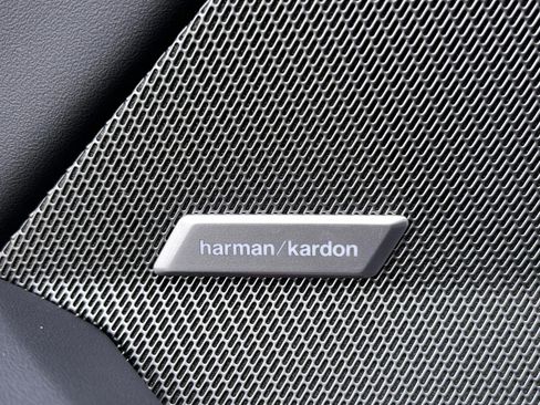 Used 2025 BMW 228i xDrive w/ Technology Package image 23