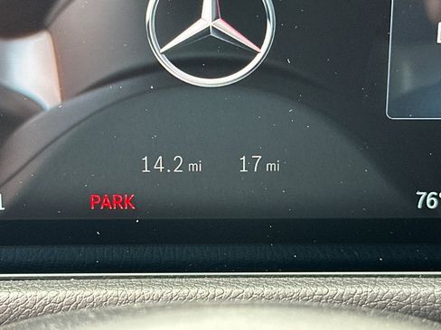 New 2026 Mercedes-Benz GLB 35 AMG 4MATIC image 24