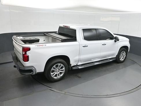 Used 2025 Chevrolet Silverado 1500 LTZ AWD/4WD image 30
