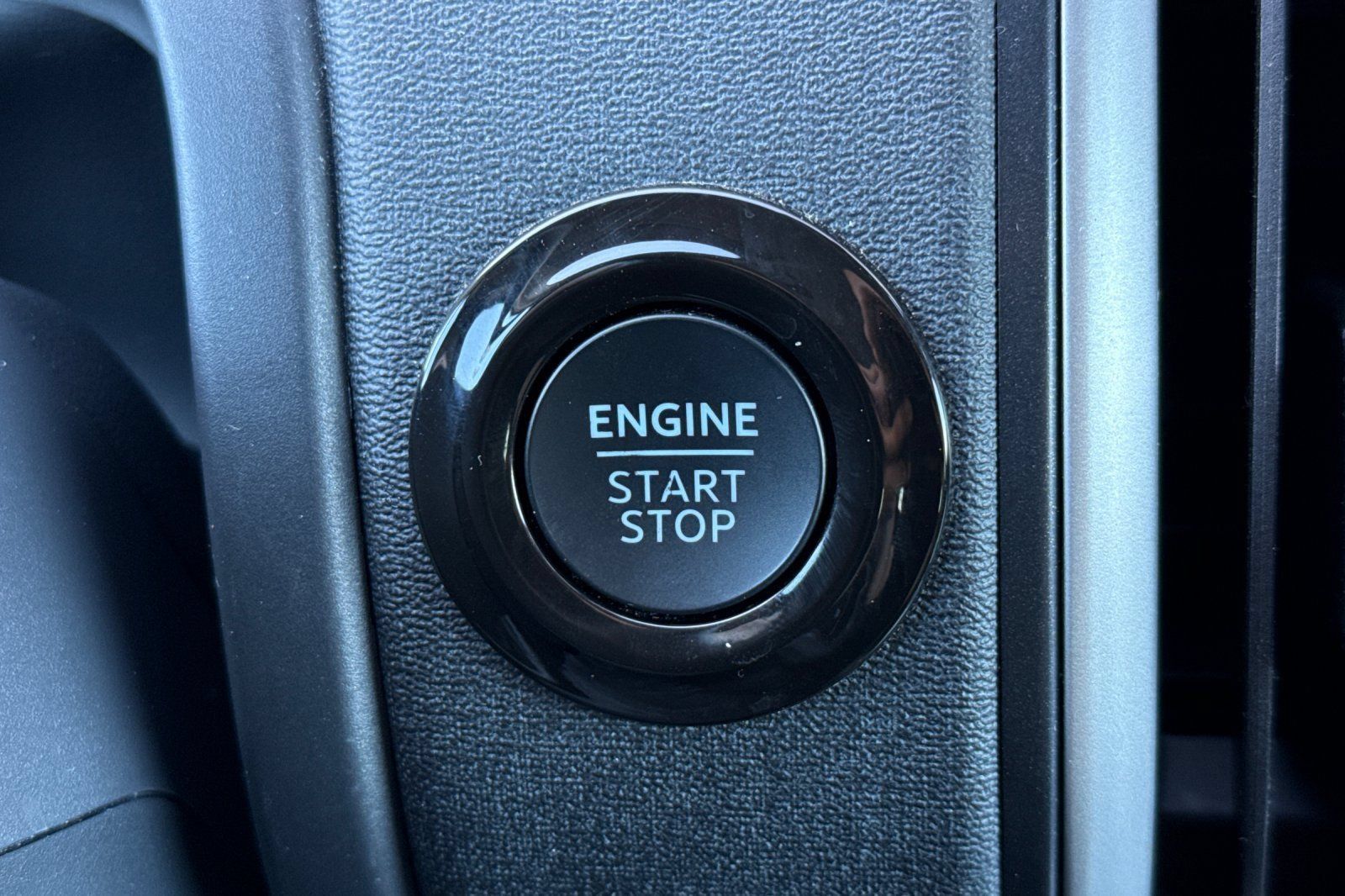 Used 2025 Ford Expedition Active AWD/4WD image 30