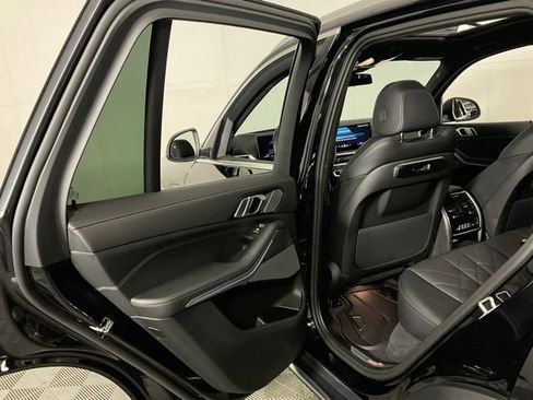 Certified 2025 BMW X5 xDrive50e w/ Premium Package AWD/4WD image 32
