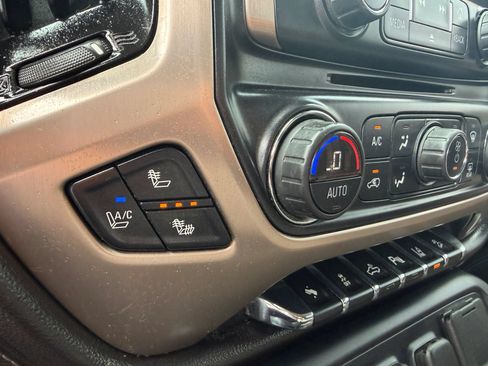 Used 2014 GMC Sierra 1500 Denali w/ Driver Alert Package AWD/4WD image 13