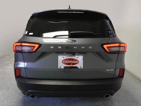Used 2025 Ford Escape ST-Line AWD/4WD image 5
