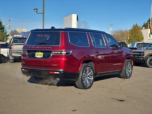 Used 2022 Jeep Grand Wagoneer Series III w/ Flexible Seating Group image 5