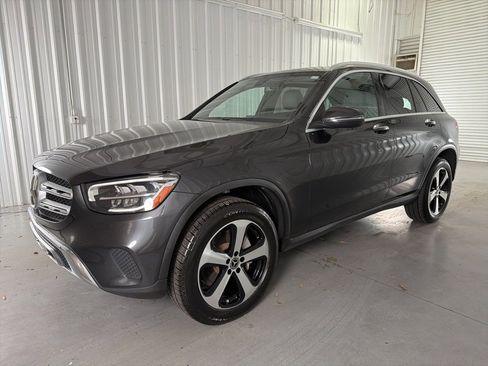 Used 2020 Mercedes-Benz GLC 300 image 3