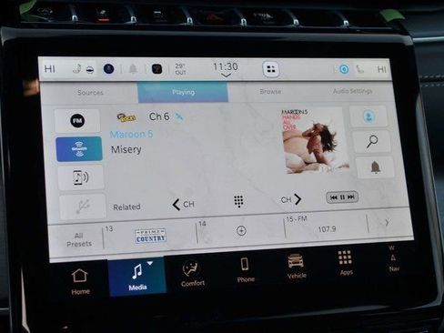 New 2025 Jeep Grand Cherokee Limited w/ Black Appearance Package image 27