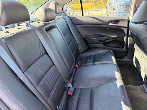 Used 2011 Honda Accord SE image 23