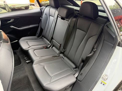 Used 2023 Audi Q8 Premium Plus w/ Premium Plus Package AWD/4WD image 31