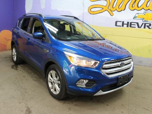 Used 2018 Ford Escape SE AWD/4WD image 2