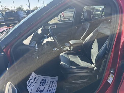 Certified 2022 Ford Explorer ST-Line w/ Class IV Trailer Tow Package AWD/4WD image 20