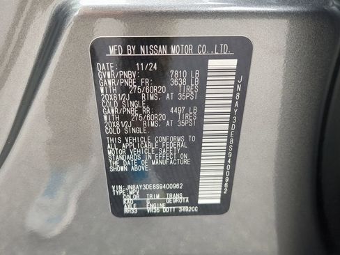 Used 2025 Nissan Armada PRO-4X image 28