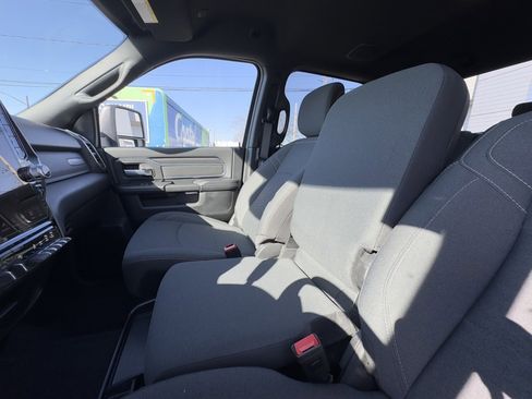 Used 2025 RAM 2500 Big Horn image 15