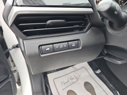 Used 2025 Nissan Altima 2.5 SR w/ SR Premium Package image 17