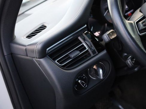 Used 2023 Porsche Macan S image 27
