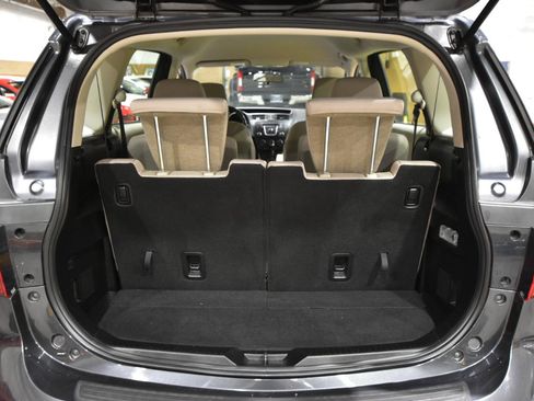 Used 2014 MAZDA MAZDA5 Touring image 40