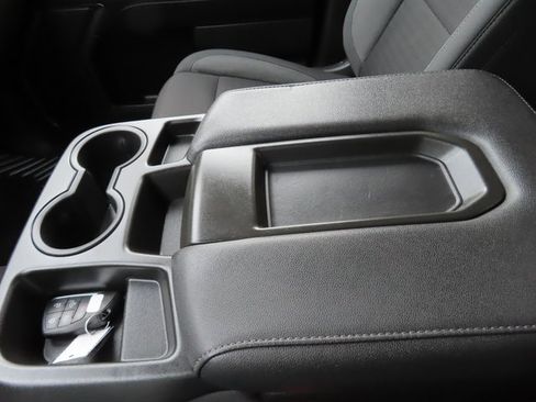 Used 2024 GMC Sierra 1500 Elevation image 35