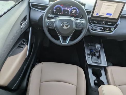 Certified 2026 Toyota Corolla Cross XLE w/ Convenience Package FWD image 12