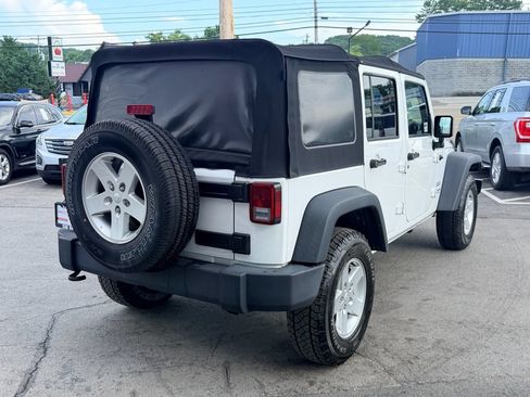 Used 2017 Jeep Wrangler Unlimited Sport w/ Quick Order Package 24S AWD/4WD image 6