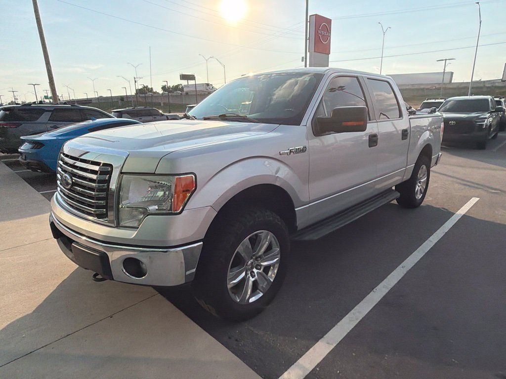 Used 2013 Ford F150 XLT w/ Mid Equipment Group AWD/4WD image 1