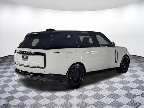 New 2026 Land Rover Range Rover Long Wheelbase SE AWD/4WD image 5
