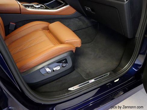 Certified 2025 BMW X5 xDrive40i w/ Executive Package image 38