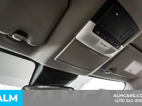 Used 2025 Nissan Sentra SV image 57